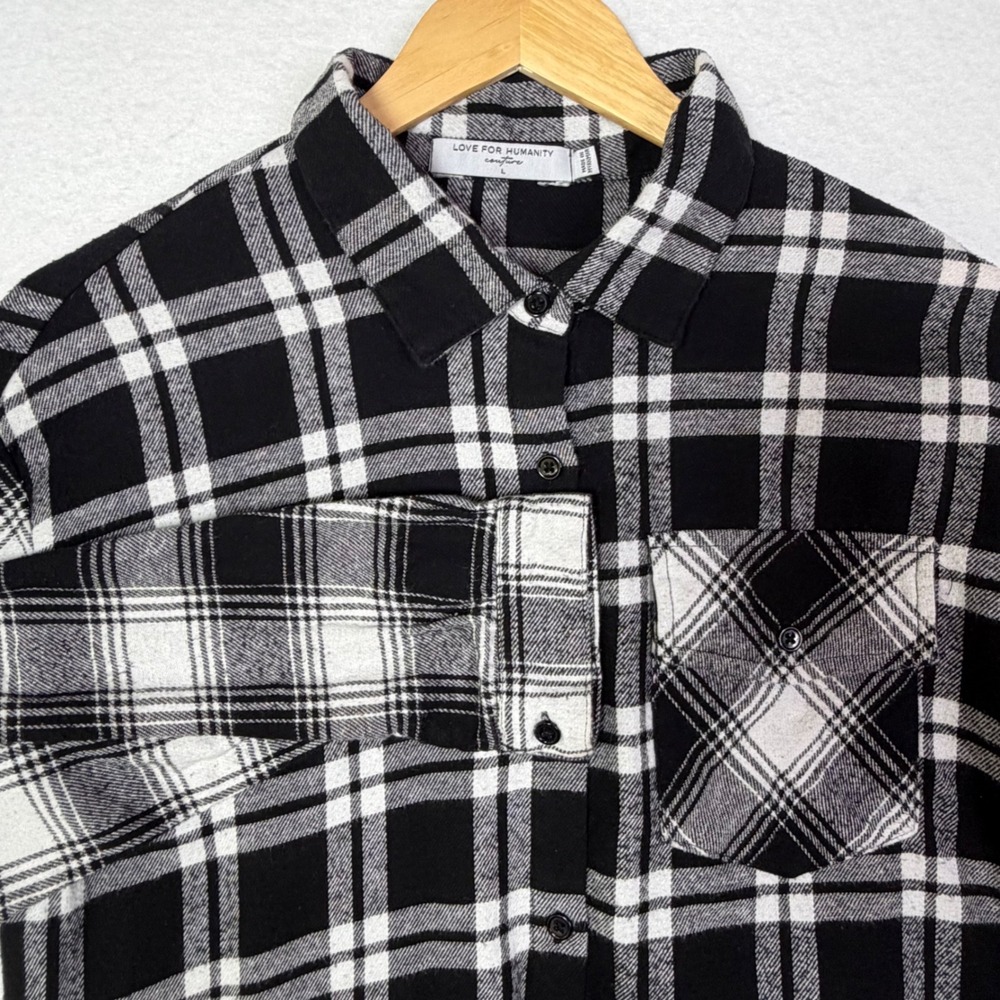 Love For Humanity Womens Large Black‎ White Plaid Cropped Flannel Top Raw Hem
